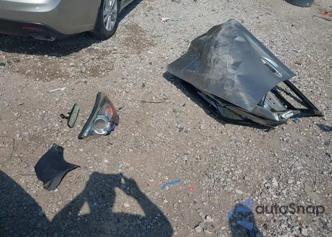 2013 Toyota Avalon Xle z USA, uszkodzony, nr VIN 4T1BK1EB0DU038258